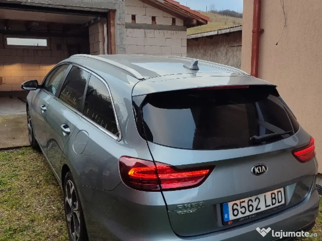 Kia Tourer Kombi 1.6 CRDI TECH 