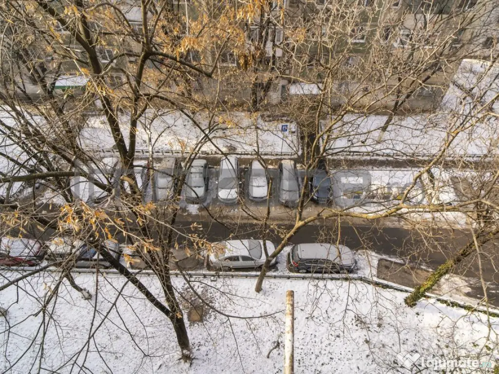 Apartament cu 2 camere, 5 min. metrou Lujerului, decomand... 