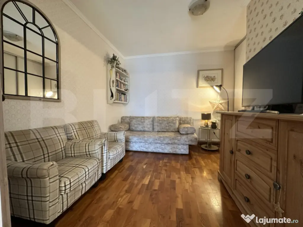 Apartament 2 camere + nișă birou, balcon, 67 mp, strada Fl