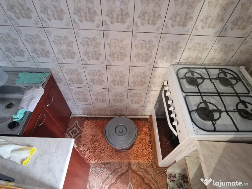 Apartament 3 camere Noua 