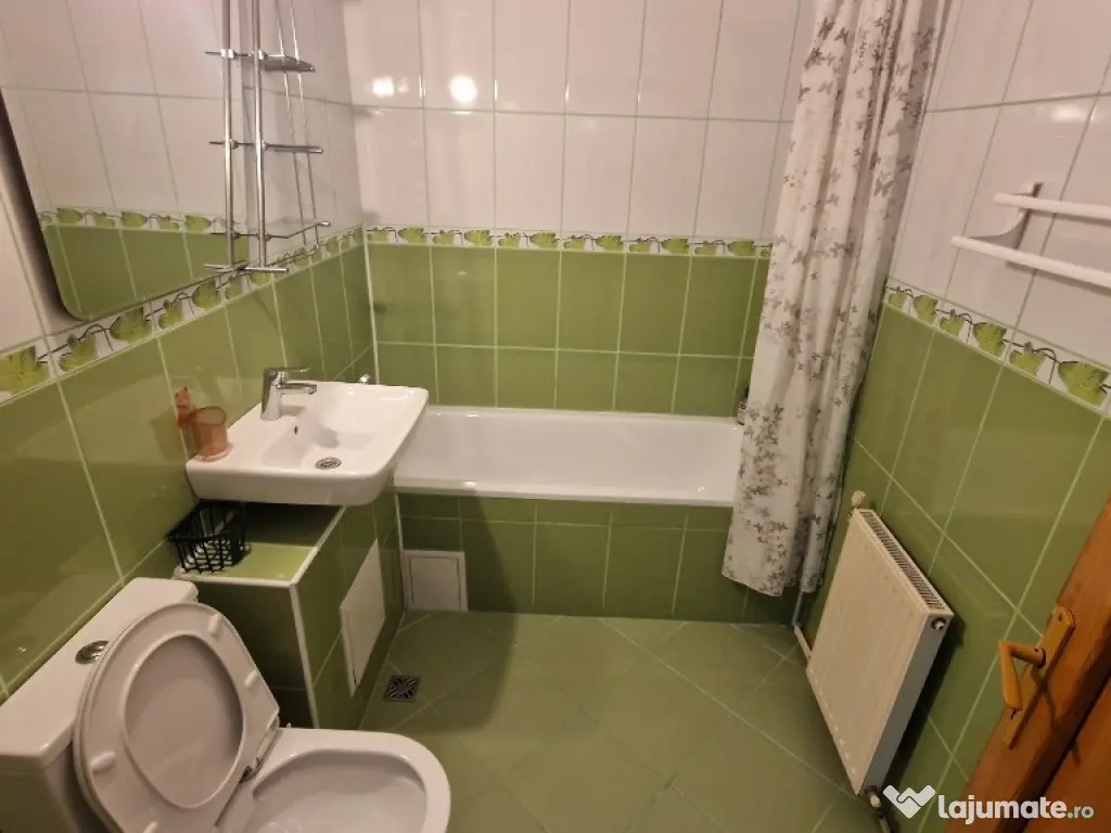 Apartament 3 camere Noua 