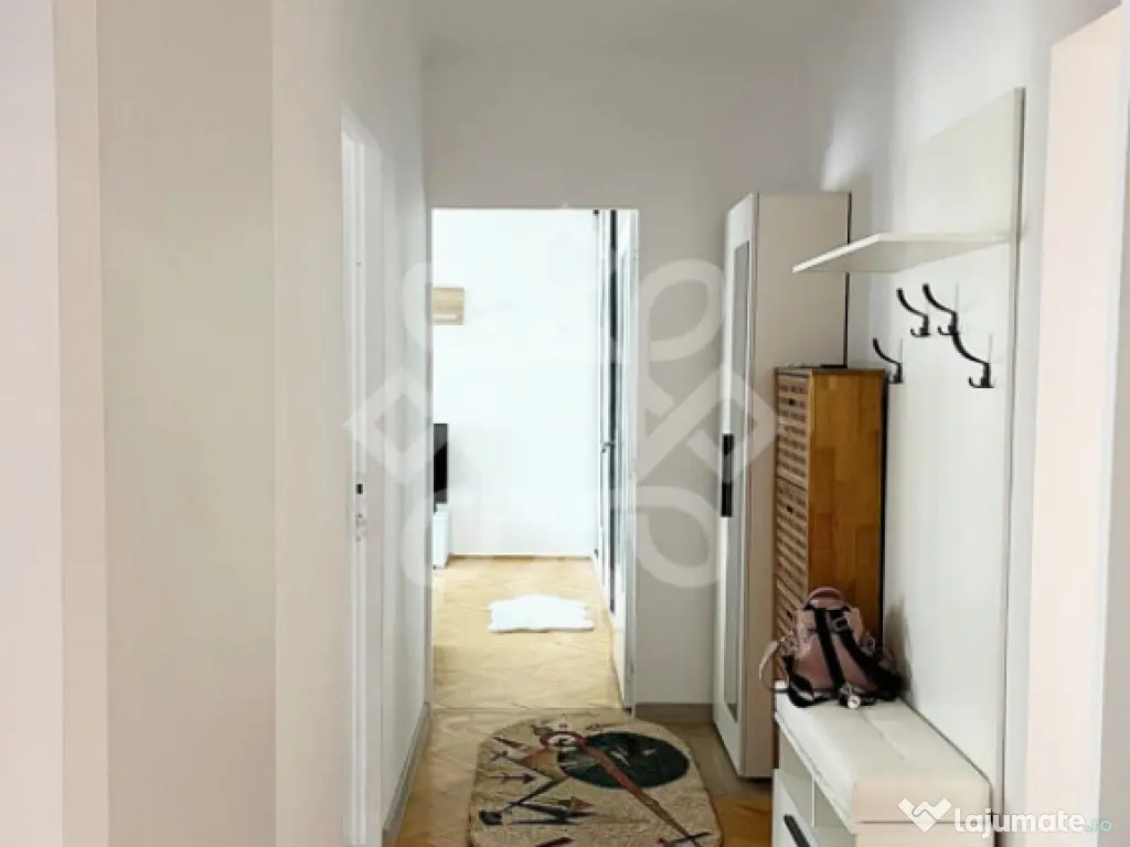 Apartament cu 3 camere de inchiriat pe bld. Stefan cel Mare 