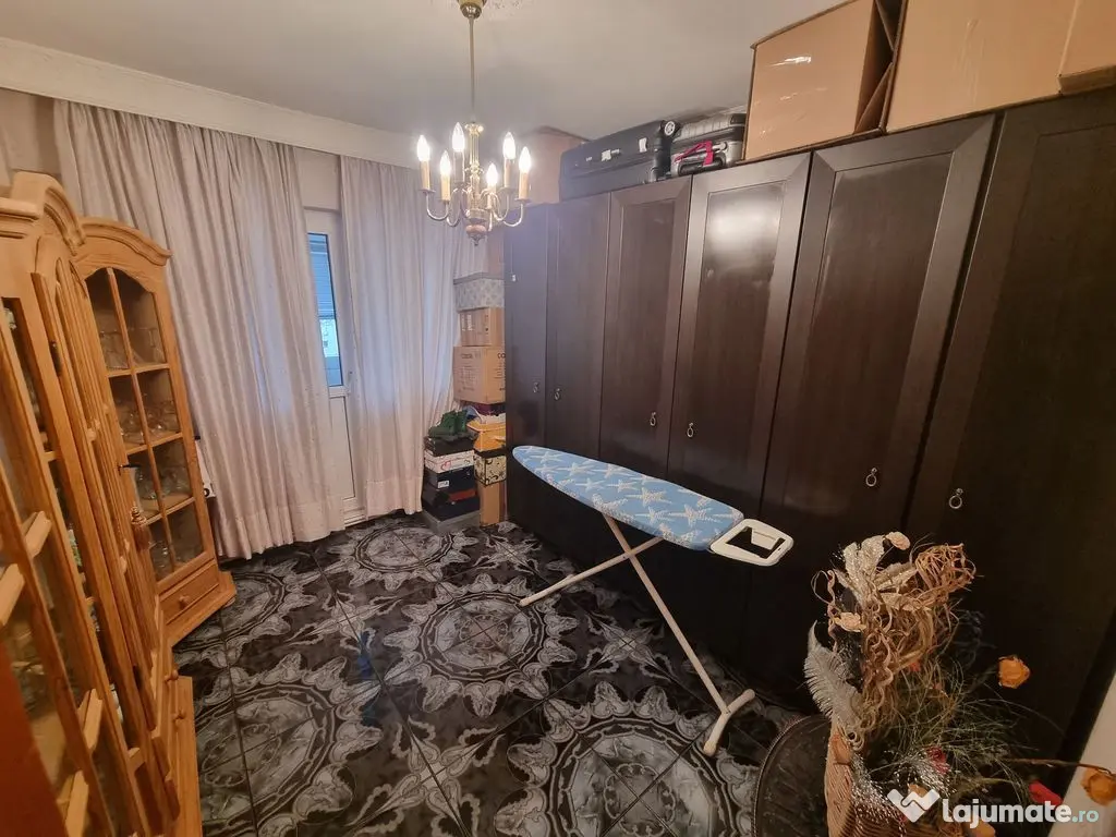 Faleza nord unirii-apartament 4 camere decomandat 