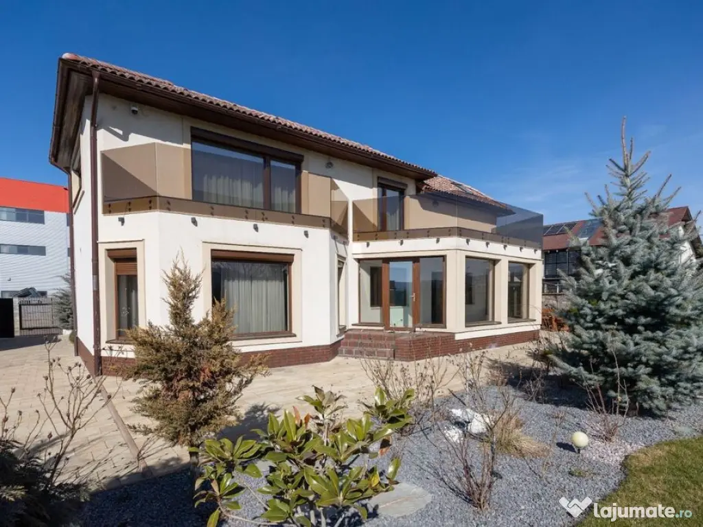 Casa 6 dormitoare+4 bai -1500 mp teren-Sacele