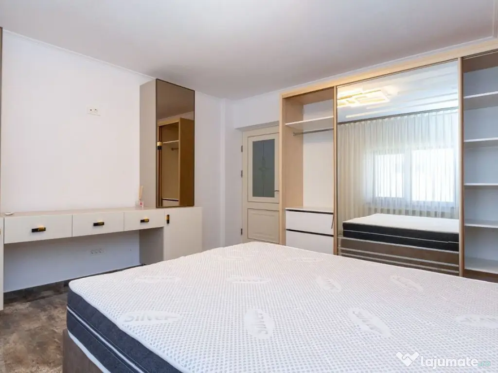 Casa 6 dormitoare+4 bai -1500 mp teren-Sacele 