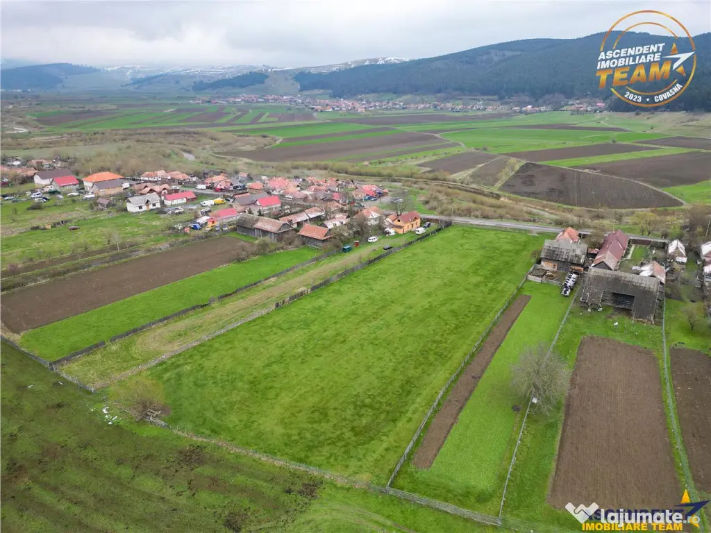 FILM!Potential rezidential investitional: 8.000 mp intravil 