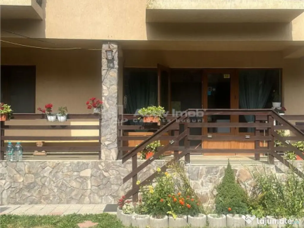 Vila P E M , Moieciu de Jos - Bran ( / /Variante ) 