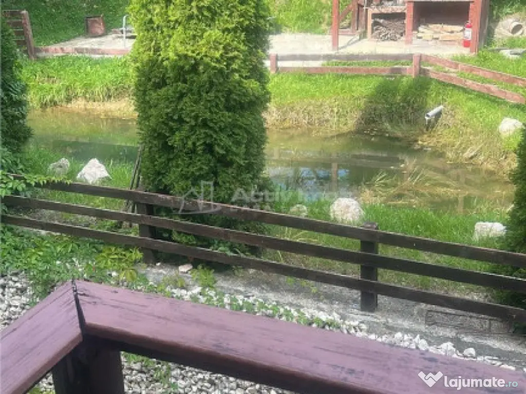 Vila P E M , Moieciu de Jos - Bran ( / /Variante ) 