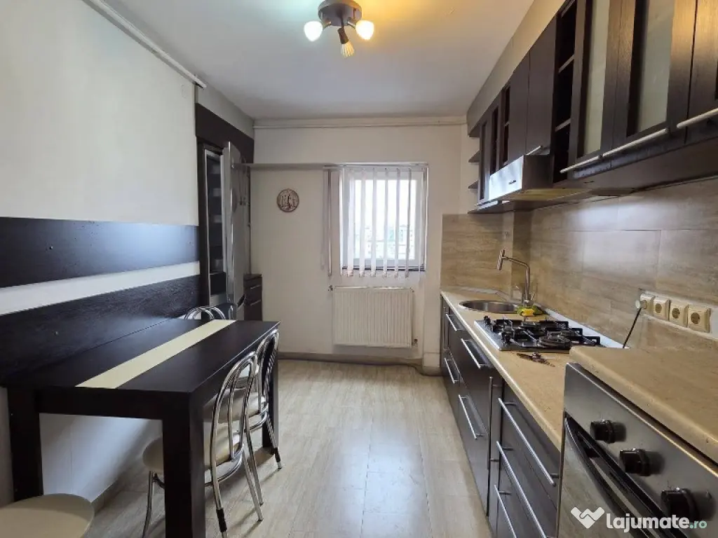 Apartament 3 camere D, in Gara, 