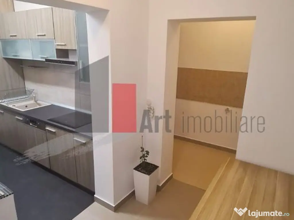 Apartament cu trei camere-Parcul Carol-Monetarie-cu centr... 