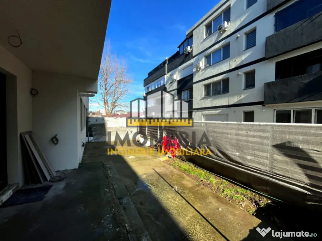 2 camere -0% comision -curte 49 mp -metrou 1 Dec -decomandat 