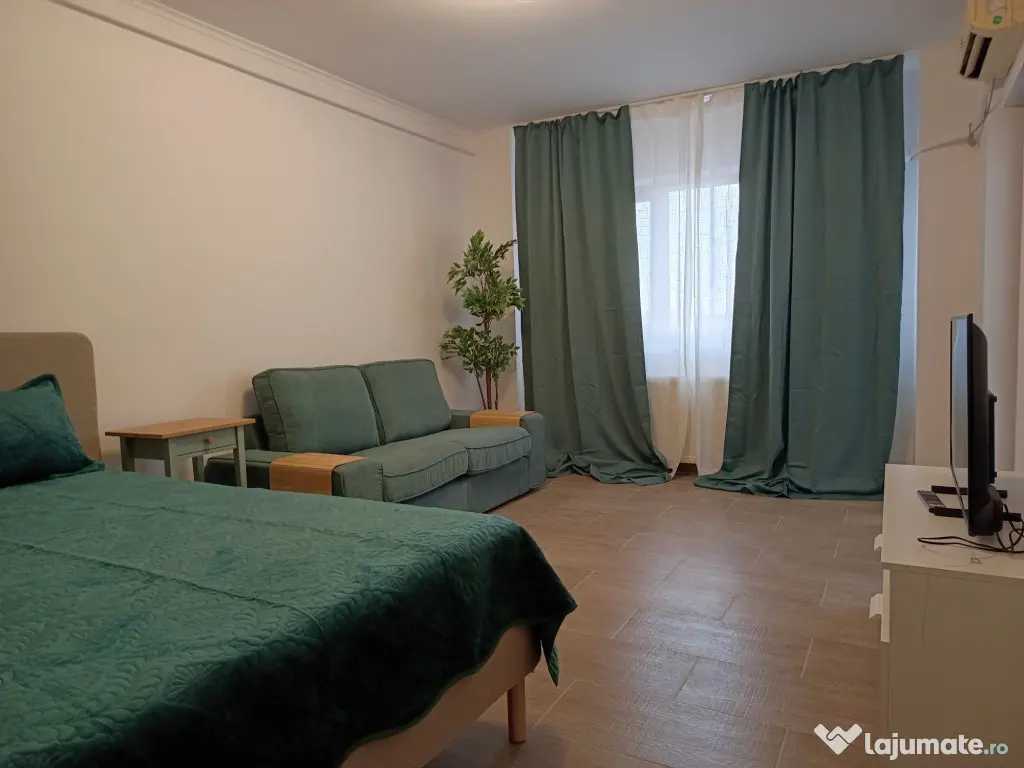 Iancului etaj 10 decomandat 