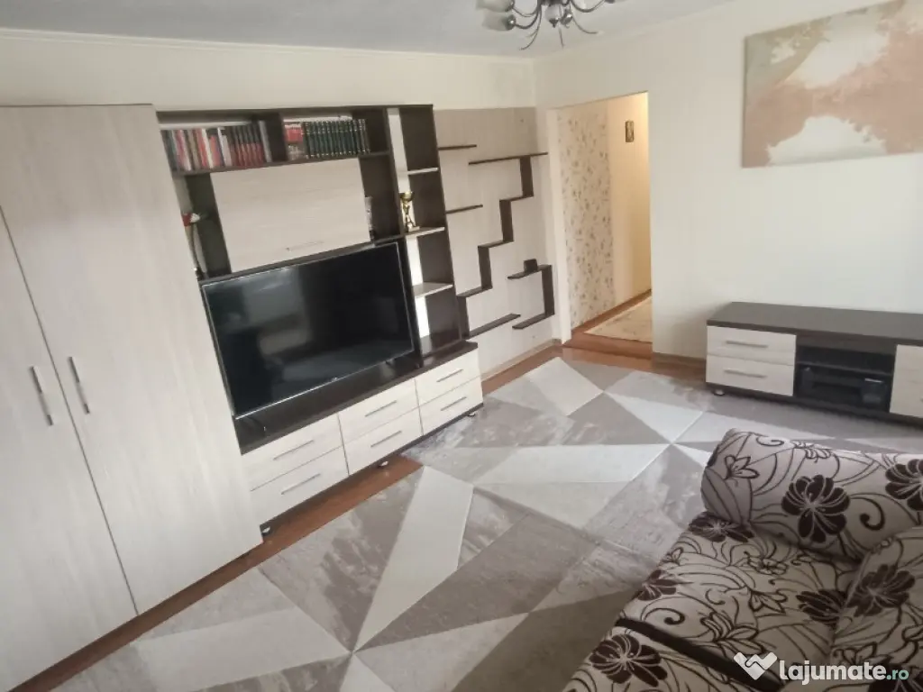 De vanzare 3 camere 68 mp RENOVAT BRANCOVEANU 