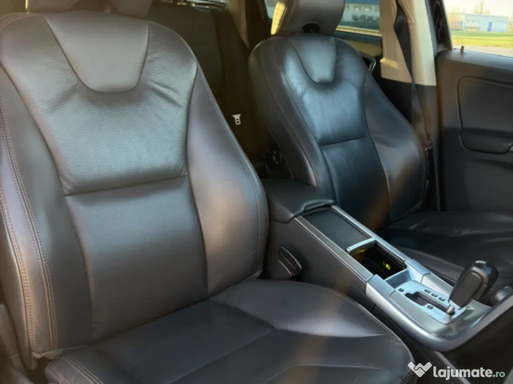 Volvo XC 60 D3 Summum Edition 