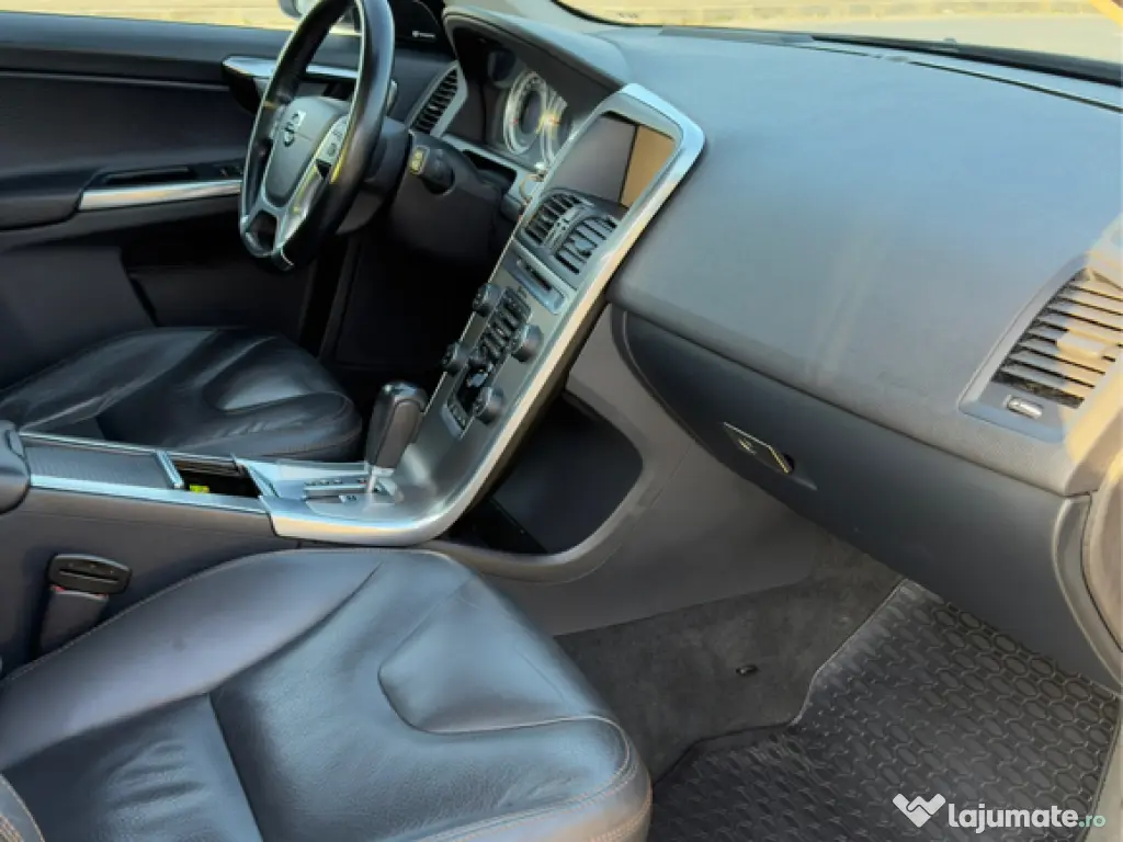 Volvo XC 60 D3 Summum Edition 