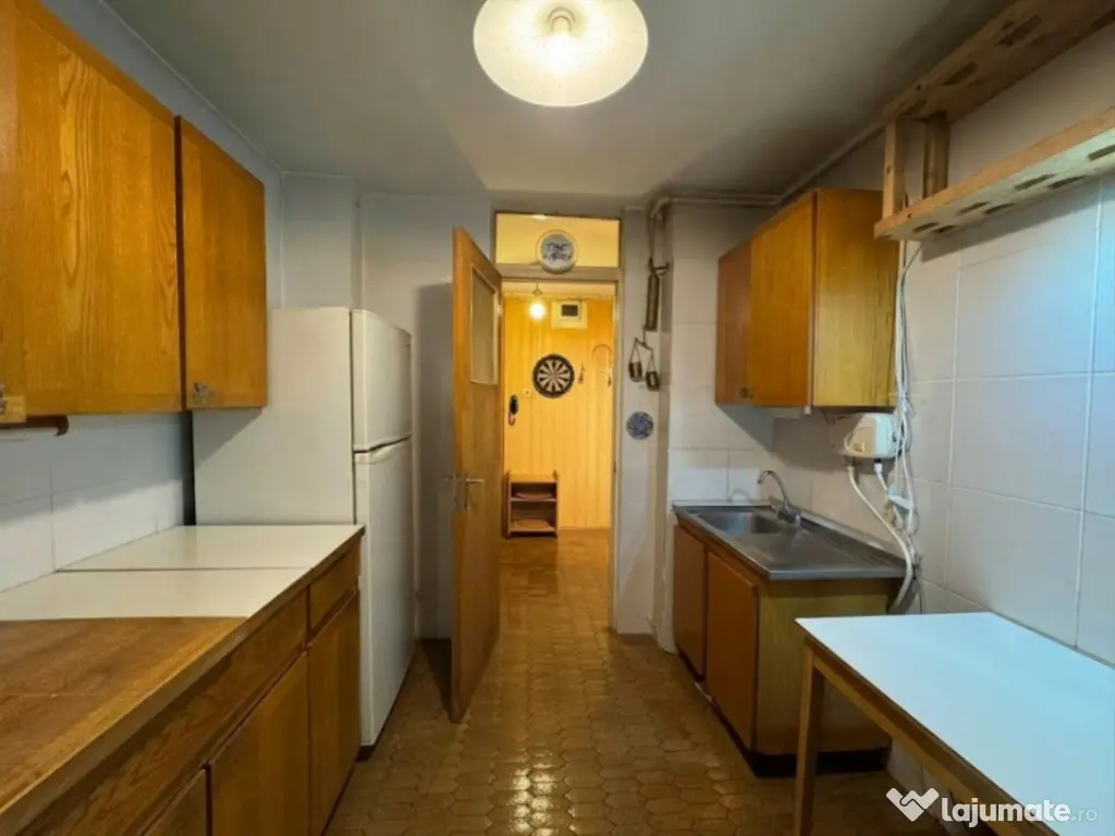 Apartament 3 camere Pantelimon Piata Delfinului 