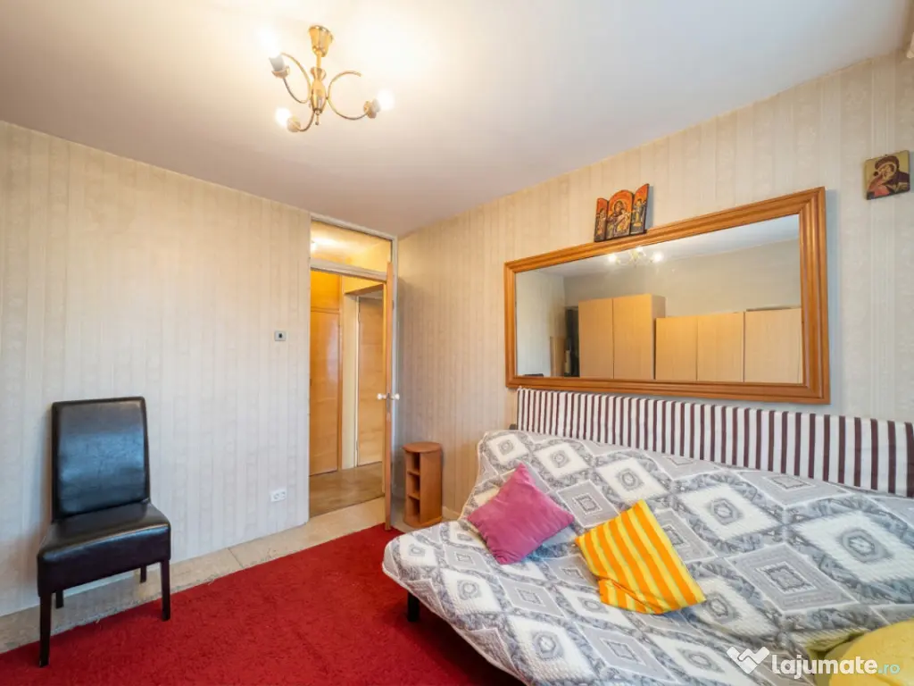 Apartament 3 camere Pantelimon Piata Delfinului 