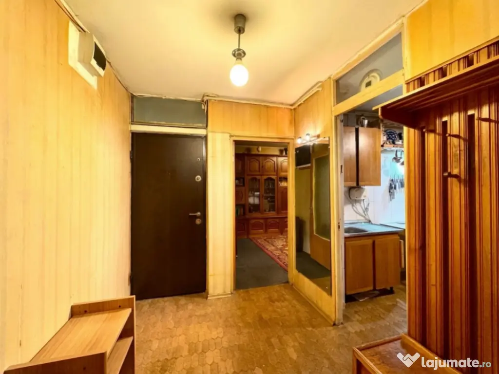 Apartament 3 camere Pantelimon Piata Delfinului 