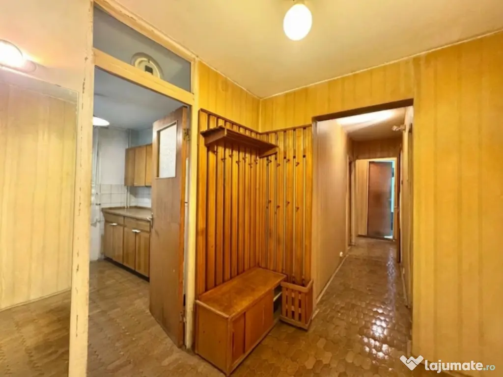 Apartament 3 camere Pantelimon Piata Delfinului 