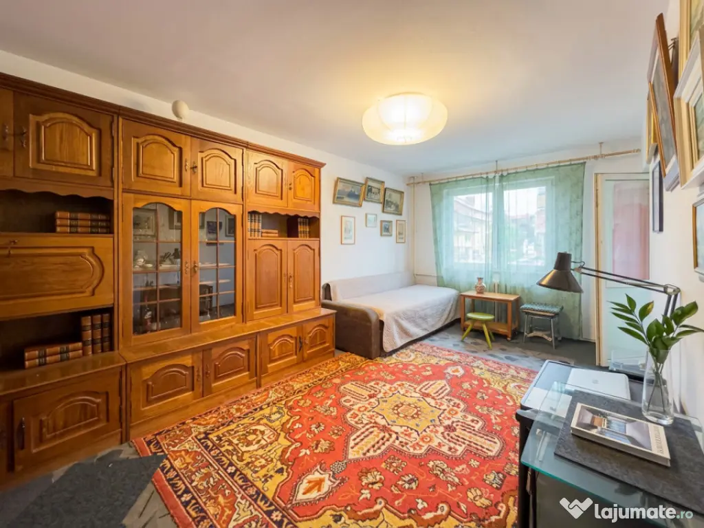 Apartament 3 camere Pantelimon Piata Delfinului 