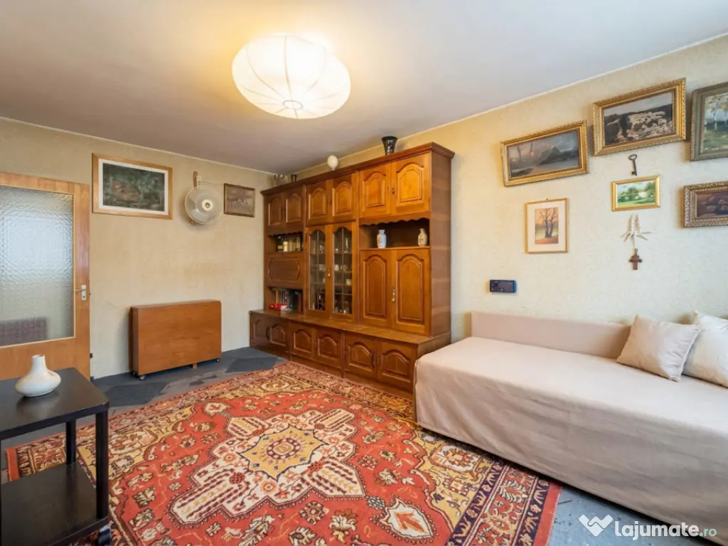 Apartament 3 camere Pantelimon Piata Delfinului 