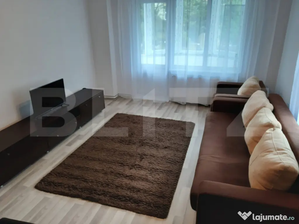 Apartament 3 camere, 84 mp, zona Central