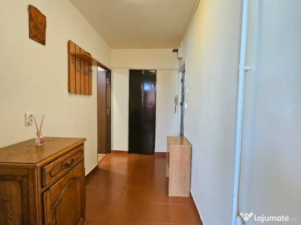 Ap 2 cam, Trivale, mobilat si utilat, 71000 euro 