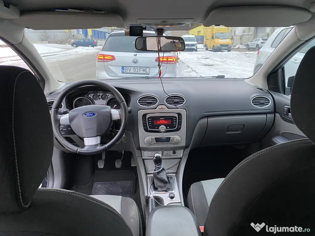 Ford focus  2011 