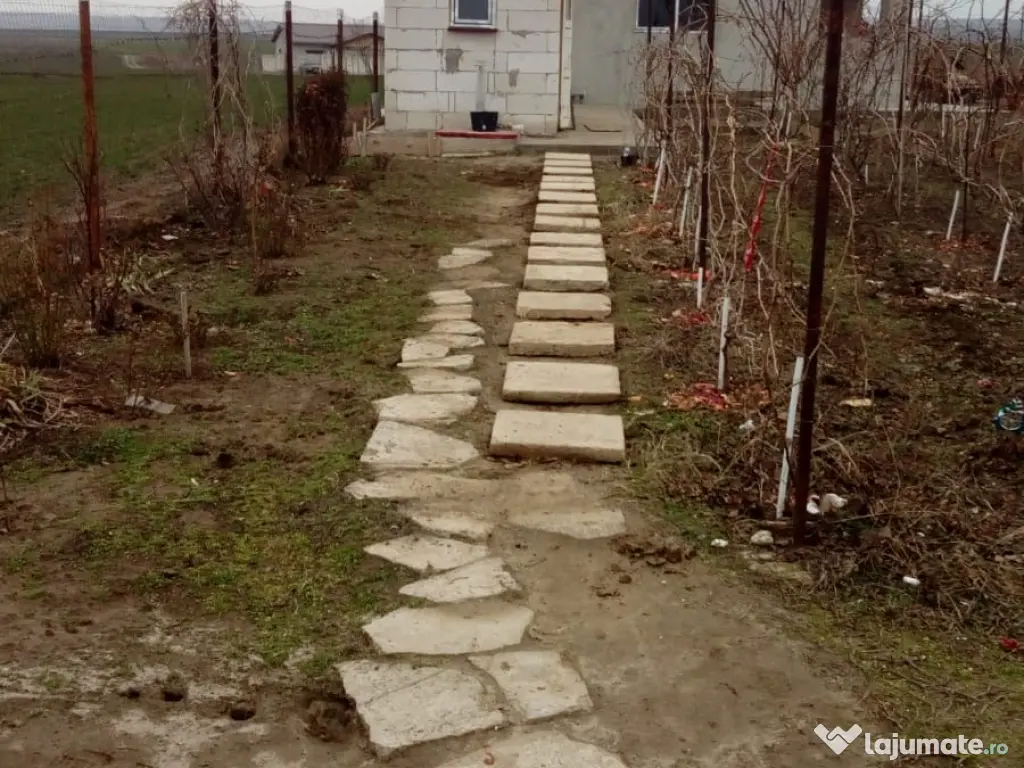 Casă la roșu, teren 1200 mp Mineri Tulcea 