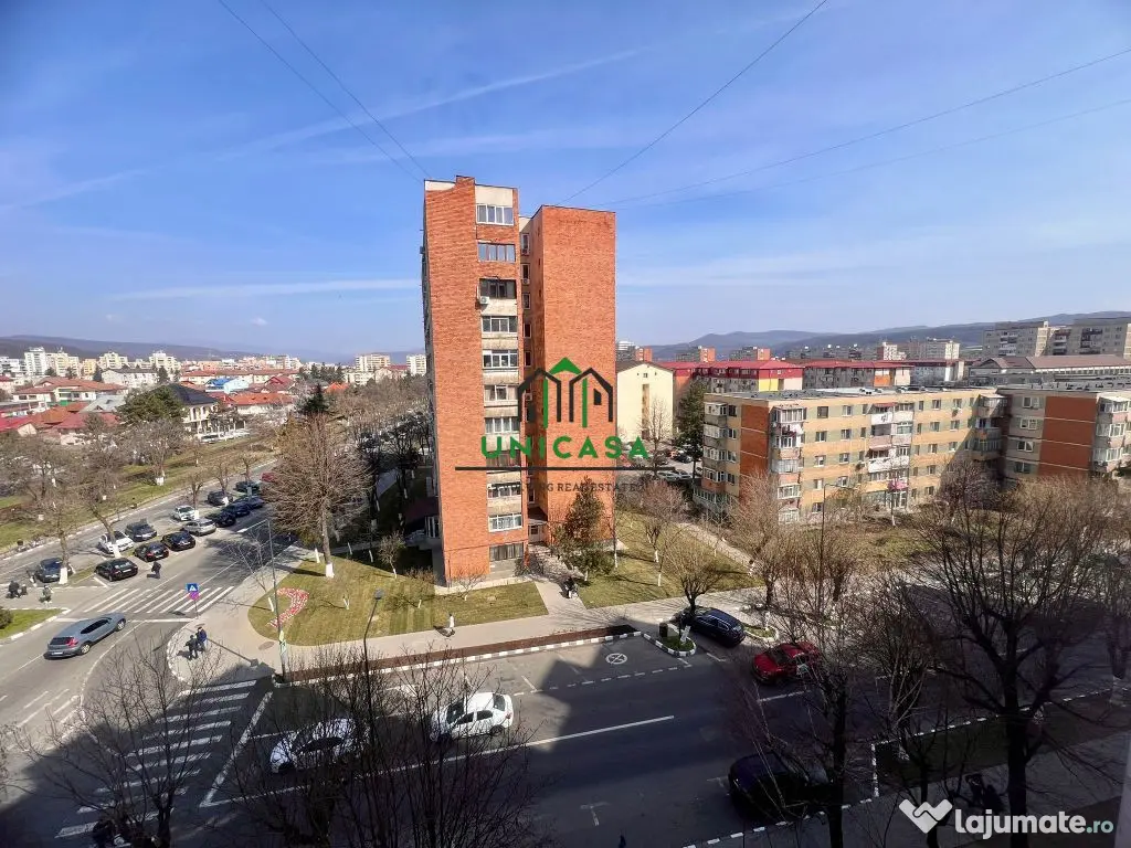 Apartament 3 camere/ Ostroveni 