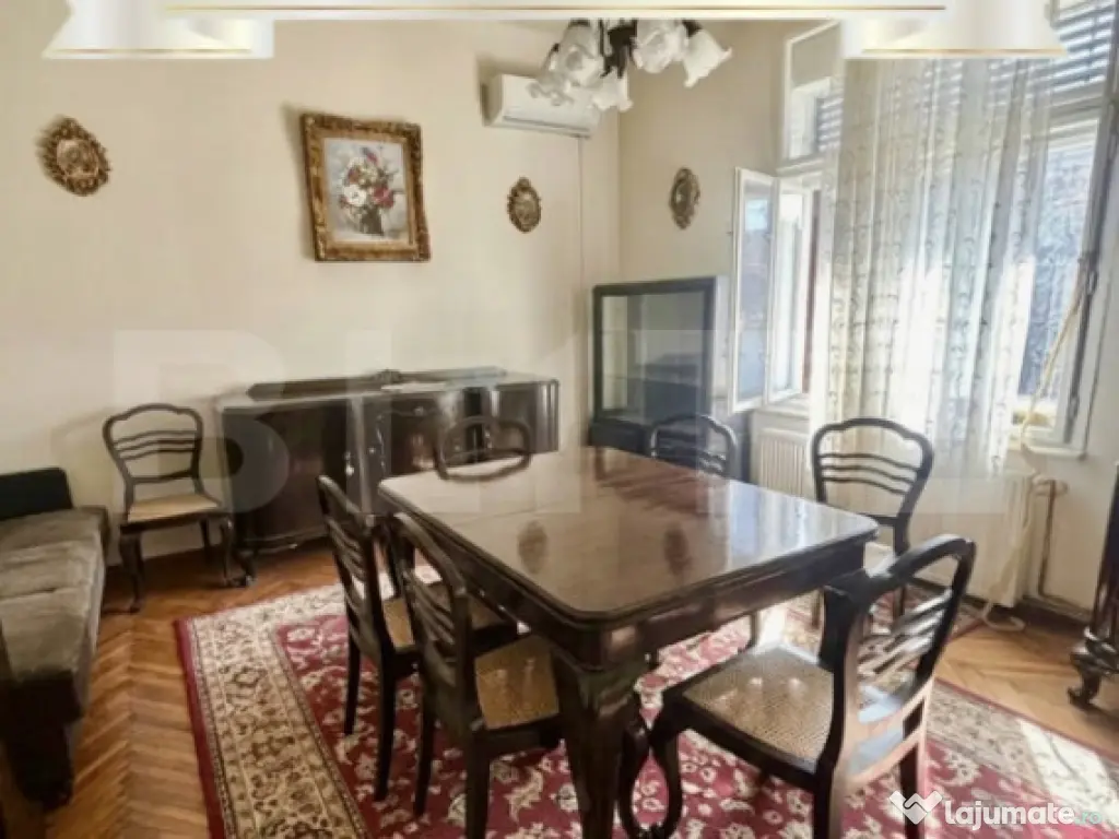 Casă cu arhitectură elegantă și pod înalt, la 15 minute