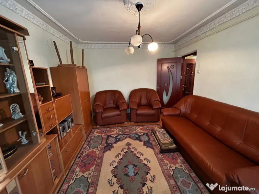 - Apartament 2 camere, confort 1 decomandat, zona Plantelor