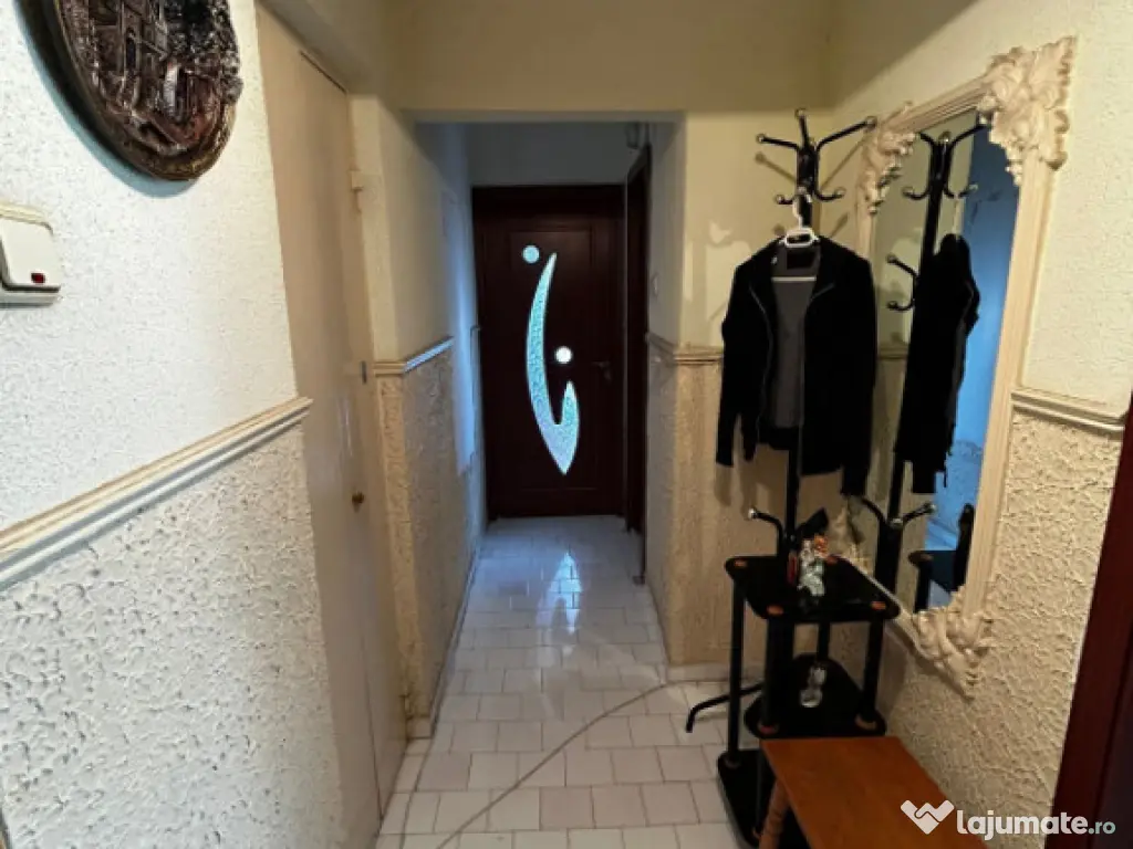 - Apartament 2 camere, confort 1 decomandat, zona Plantelor