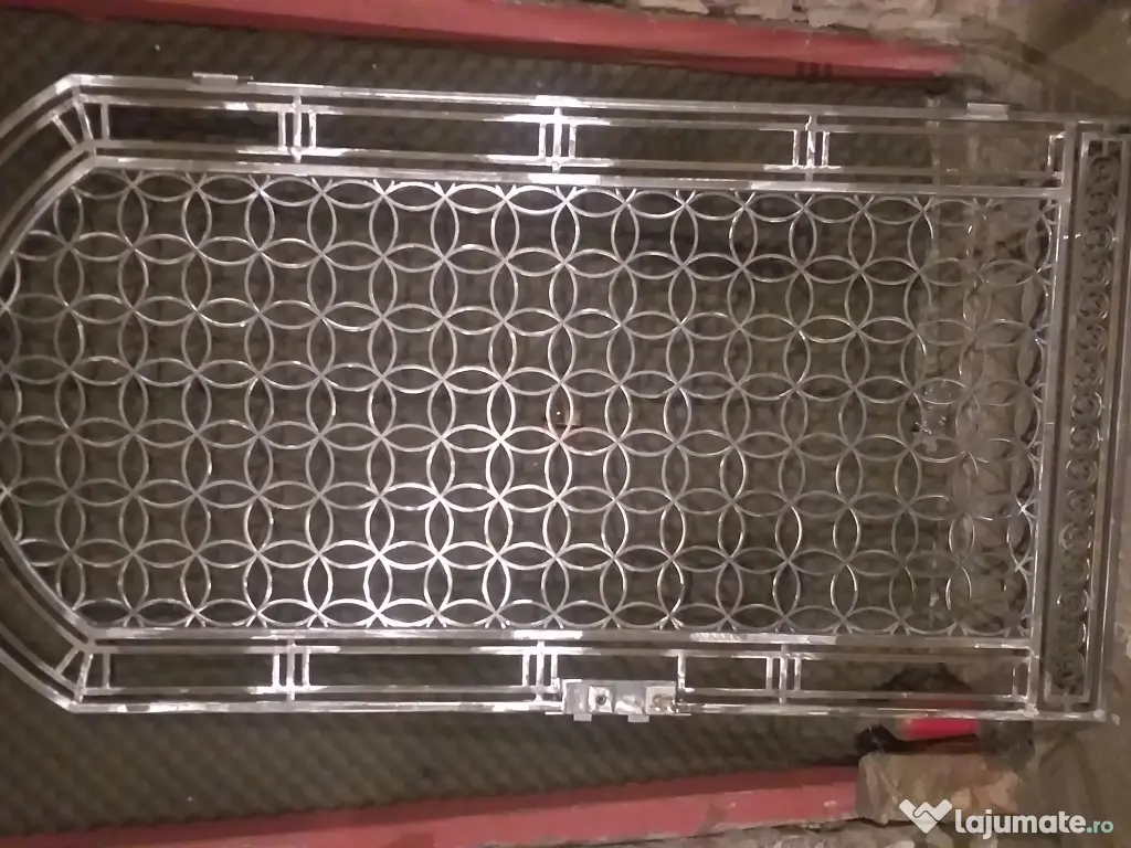 Metal la comandă, porți, garduri, balustrade,mobilier, rame decorative 