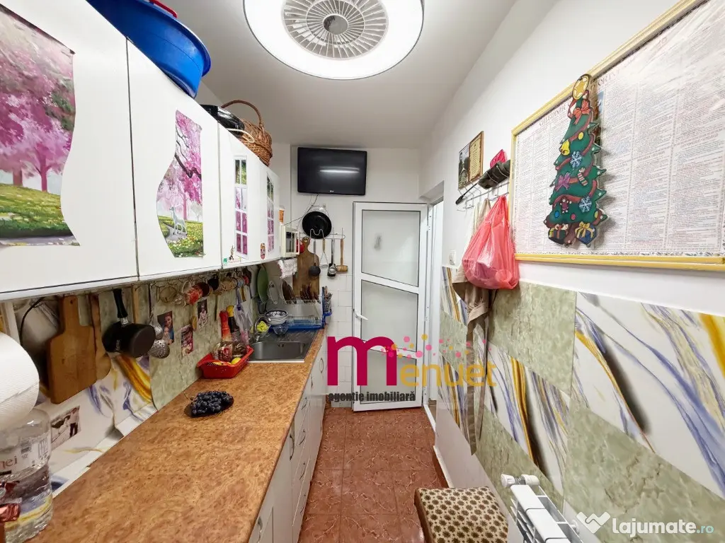 Apartament 2 camere,Piata Neptun, etaj 1 