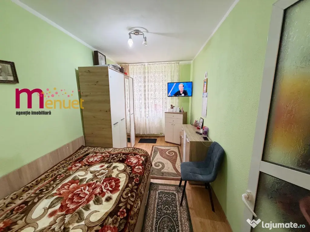 Apartament 2 camere,Piata Neptun, etaj 1 