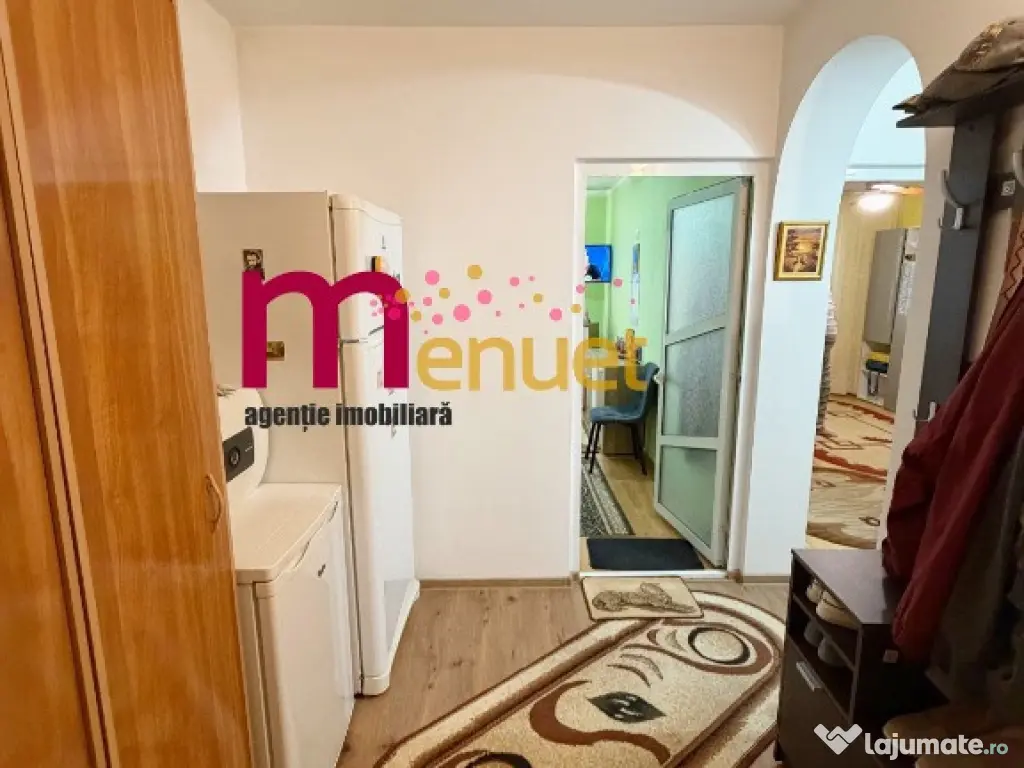 Apartament 2 camere,Piata Neptun, etaj 1 