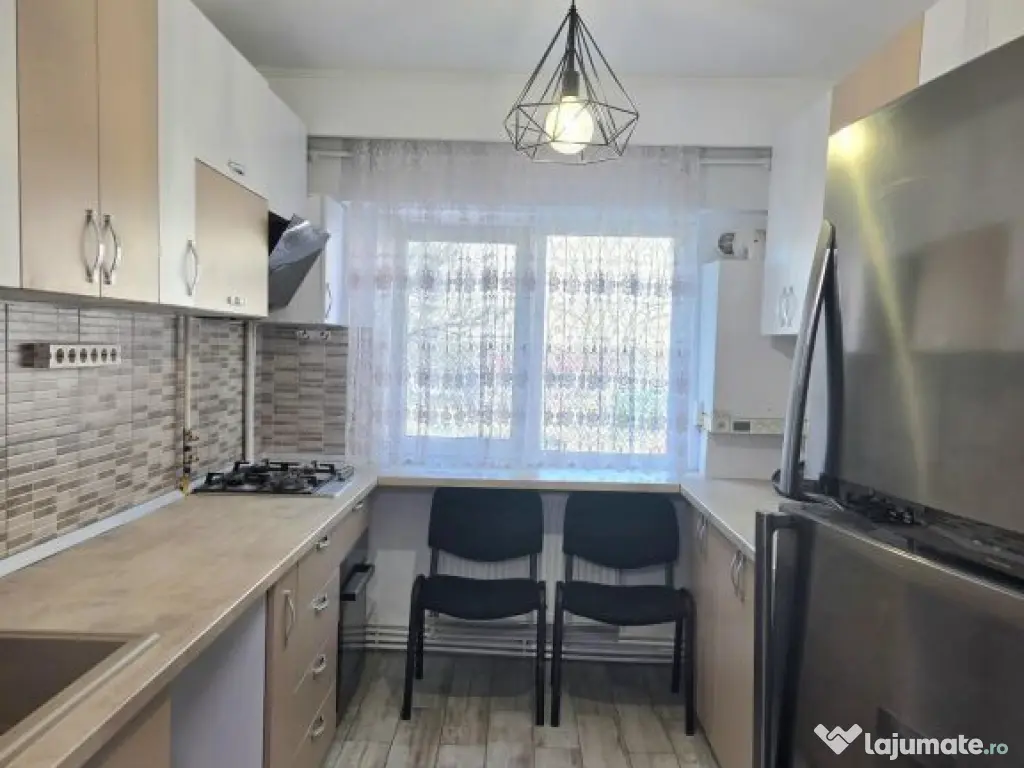 Apartament 3 camere de inchiriat - Tomis 3, Constanta 
