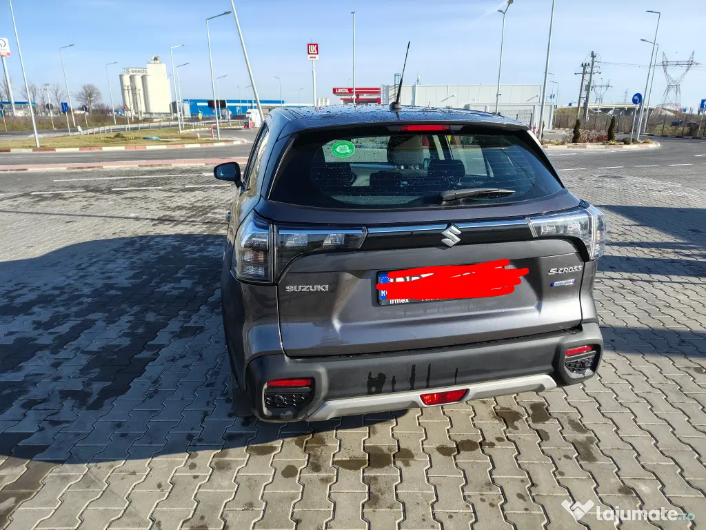 Suzuki SX4 S-cross Hybrid 
