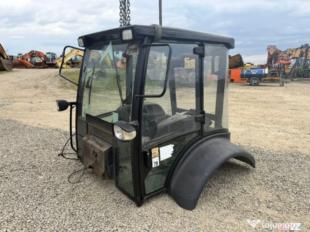 Cabina buldoexcavator Terex 