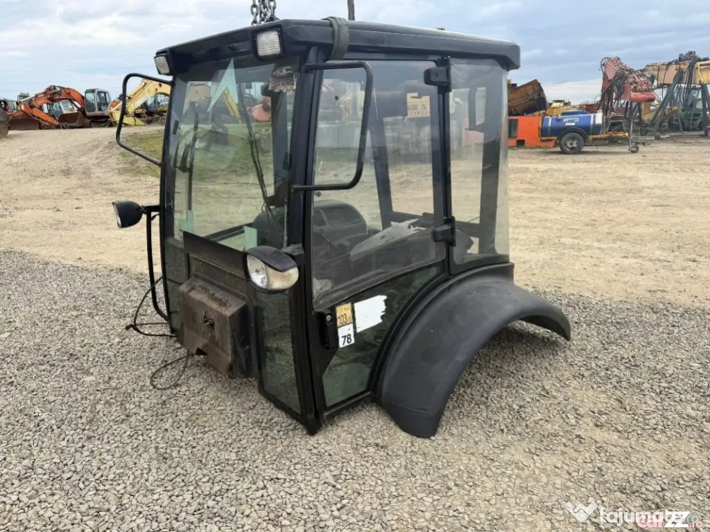 Cabina buldoexcavator Terex 