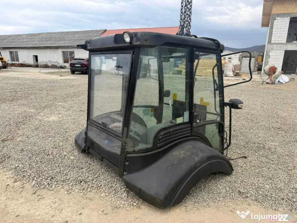 Cabina buldoexcavator Terex 