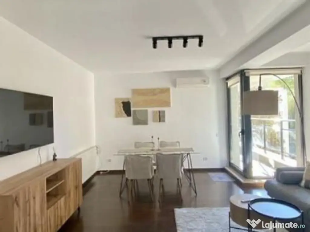 3 camere | Parc Herastrau | Caranfil | parcare 