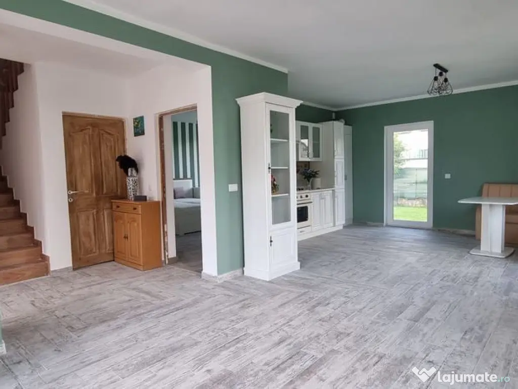 De inchiriat, vila noua - Bariera Traian - Lacul Brates