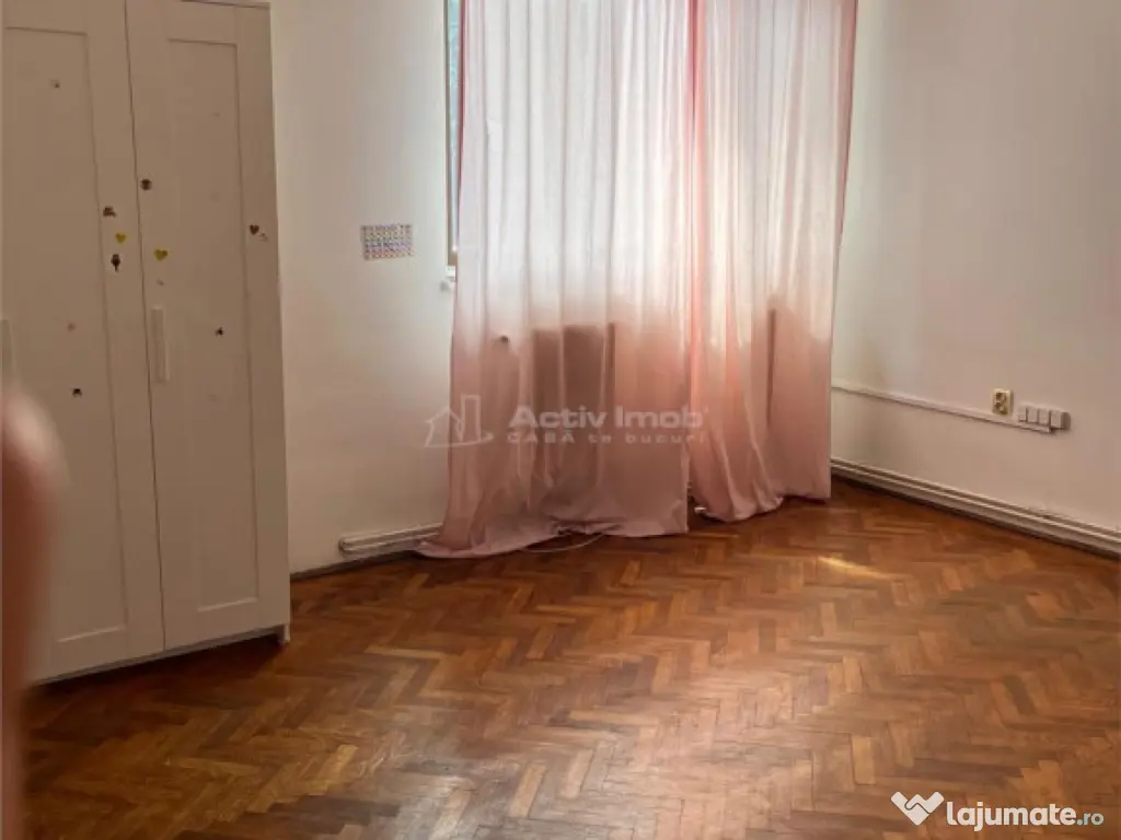 Casa situata ultracentral, pretabila pentru sediu de firma c 