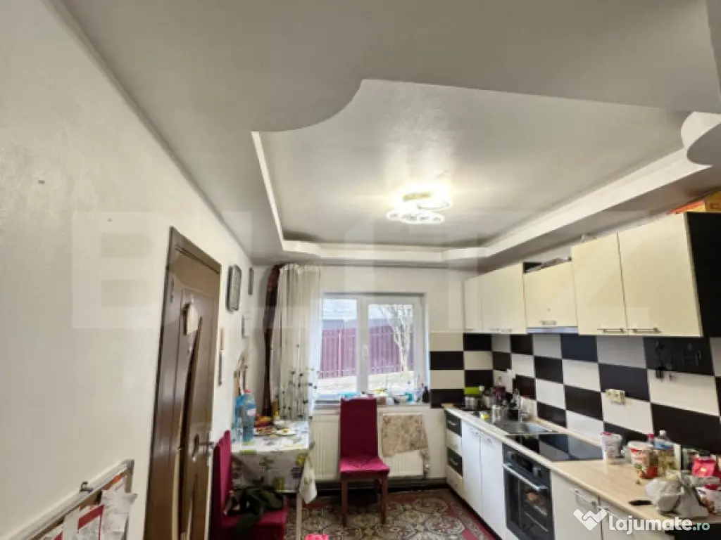 Vilă spațioasă P+1 de vânzare în Lunca Cetățuii – 1 