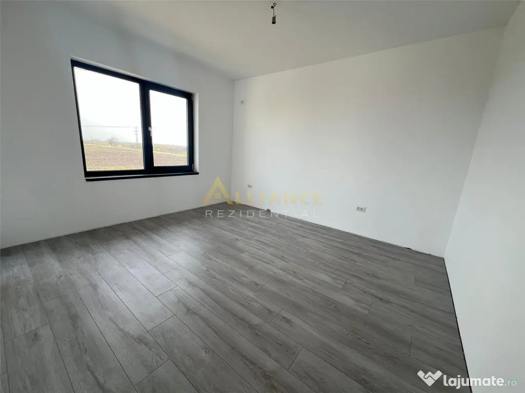 Vila individuala - 4 camere - 2 bai - 145mp utili - teren 45 