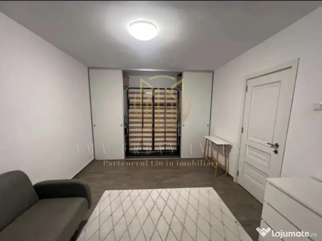 2 camere gata de mutat Titan