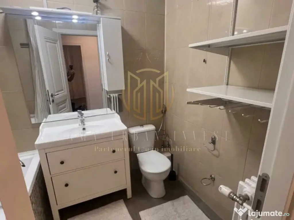 2 camere gata de mutat Titan