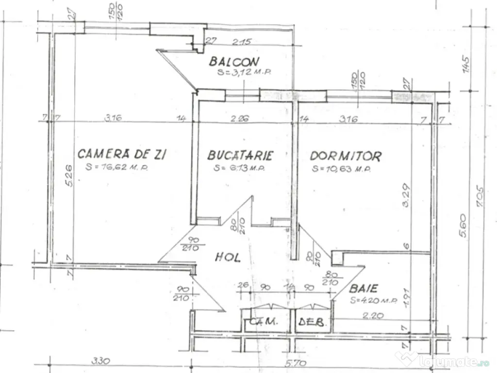 Vand apartament 3 camere et.3 str. Crisan 